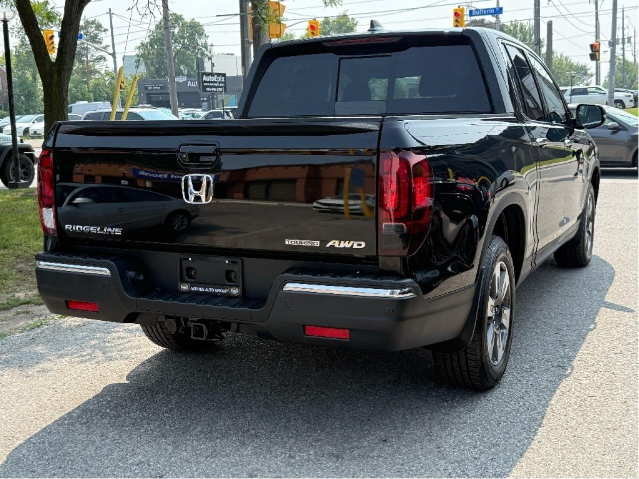 2017 Honda Ridgeline Touring CrewCab FullyLoaded DriveAssistPack LowKMs Photo