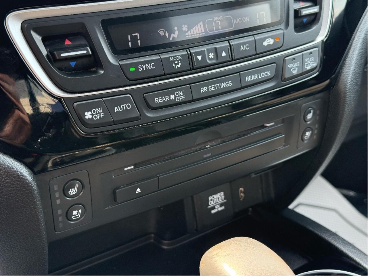 2017 Honda Ridgeline Touring CrewCab FullyLoaded DriveAssistPack LowKMs Photo