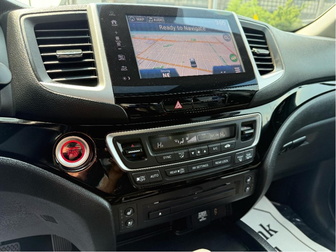 2017 Honda Ridgeline Touring CrewCab FullyLoaded DriveAssistPack LowKMs Photo