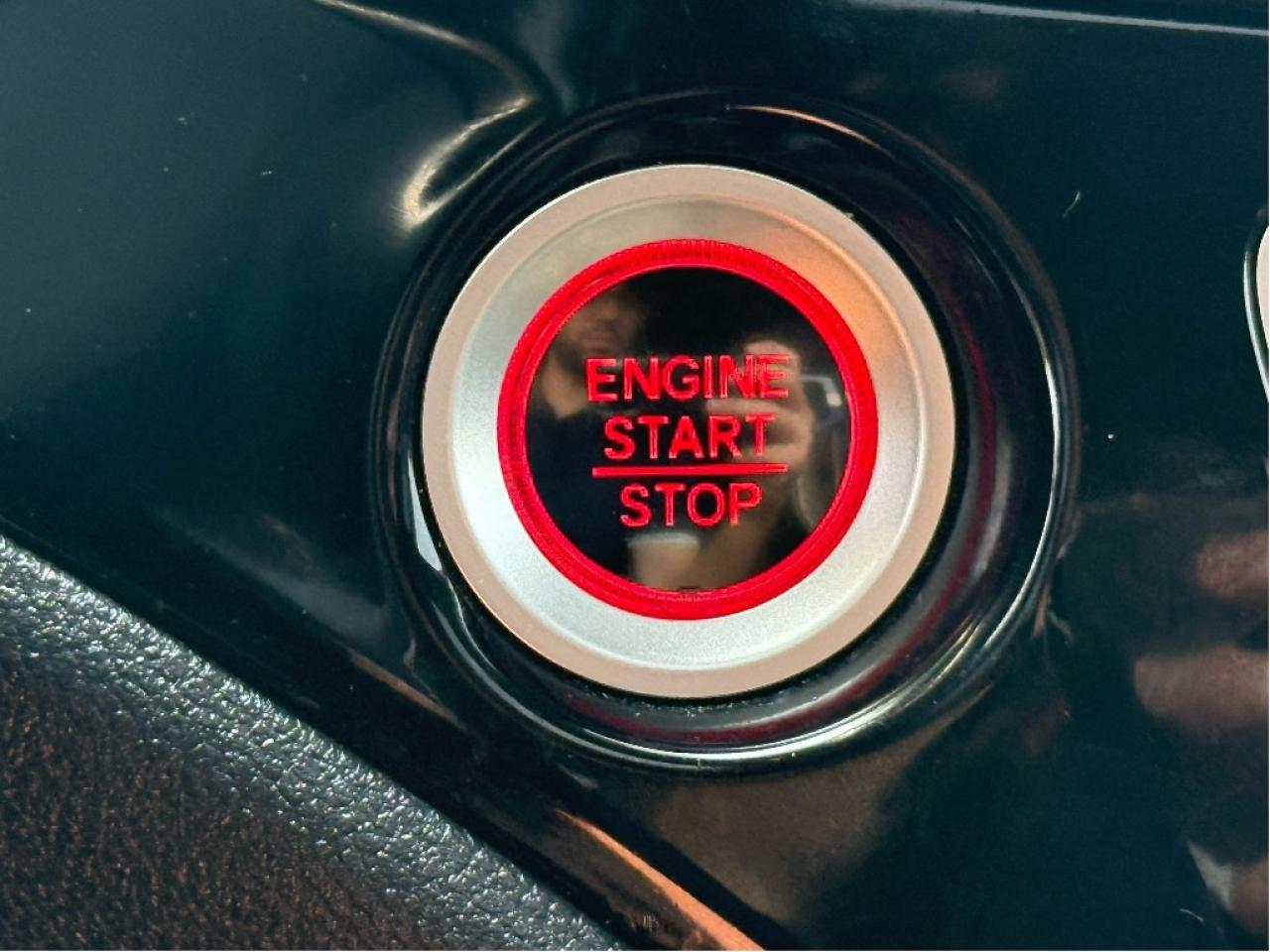 2017 Honda Ridgeline Touring CrewCab FullyLoaded DriveAssistPack LowKMs Photo