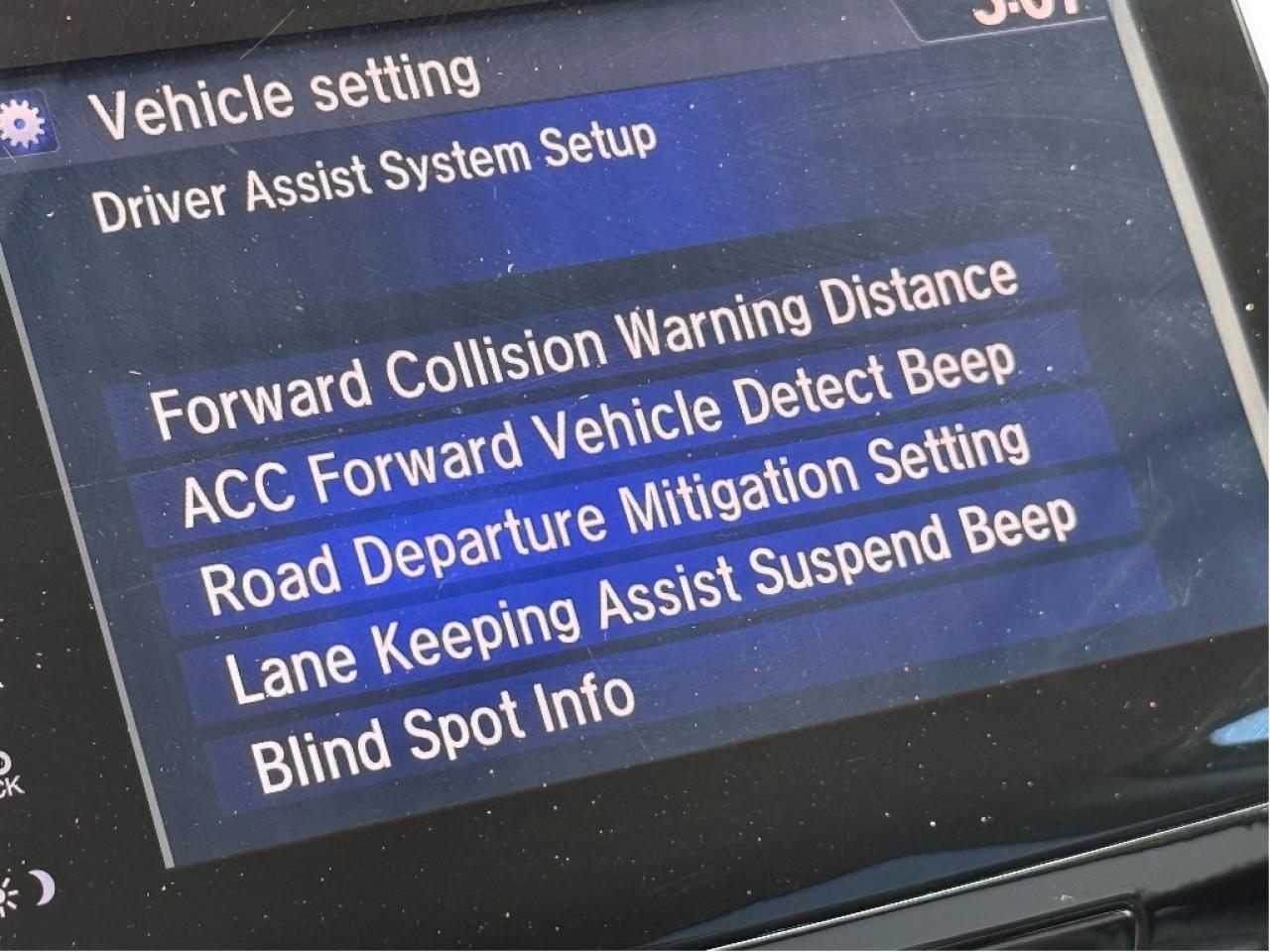 2017 Honda Ridgeline Touring CrewCab FullyLoaded DriveAssistPack LowKMs Photo