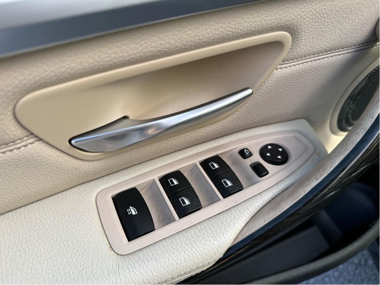 2016 BMW 4 Series 428i xDrive AWD Cabriolet Loaded Certified LowKM Photo