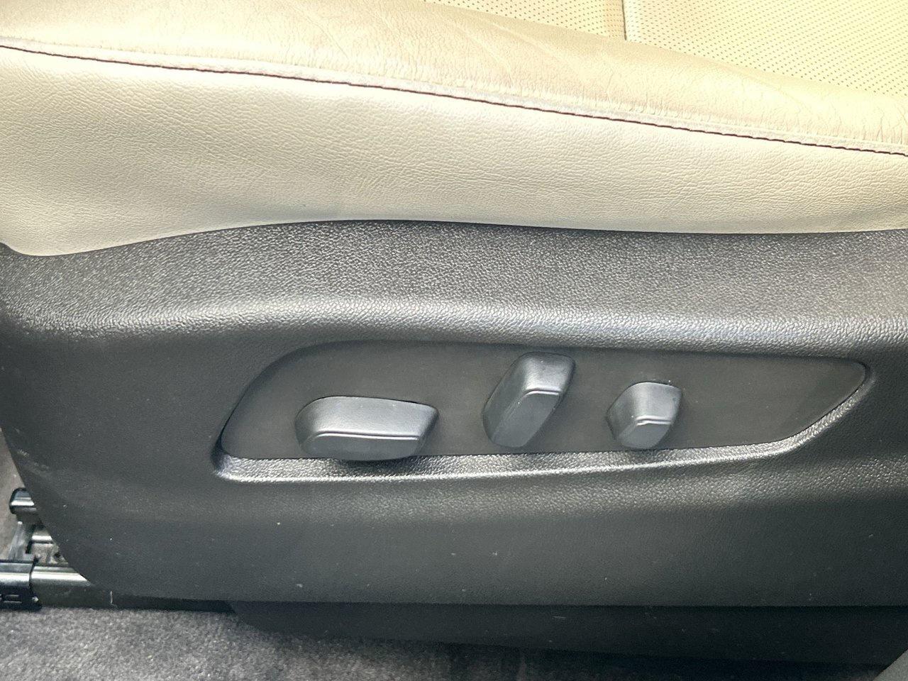 2022 Cadillac XT4 Sport BOSE Sunroof Blind-Spot 360 Degree Cam Photo