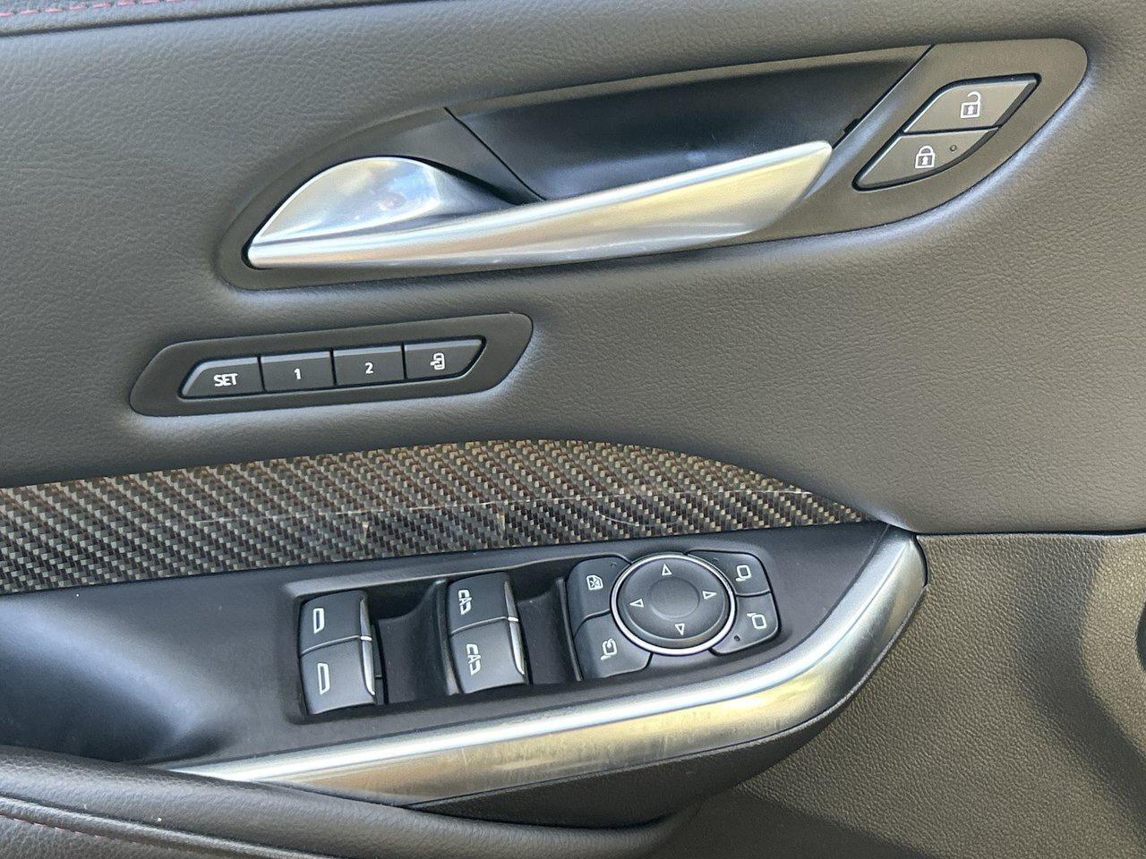 2022 Cadillac XT4 Sport BOSE Sunroof Blind-Spot 360 Degree Cam Photo