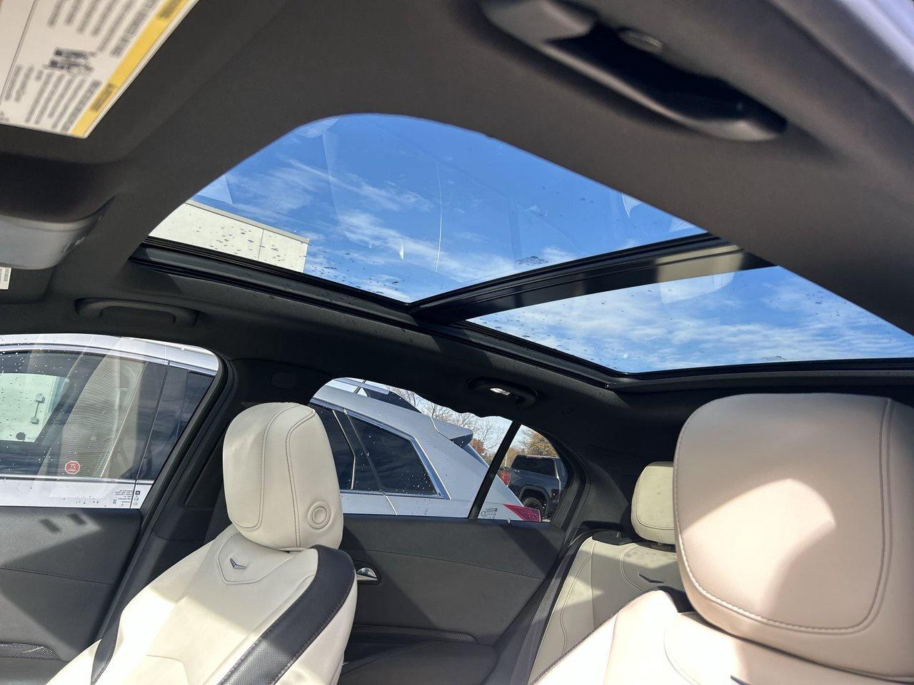 2022 Cadillac XT4 Sport BOSE Sunroof Blind-Spot 360 Degree Cam Photo