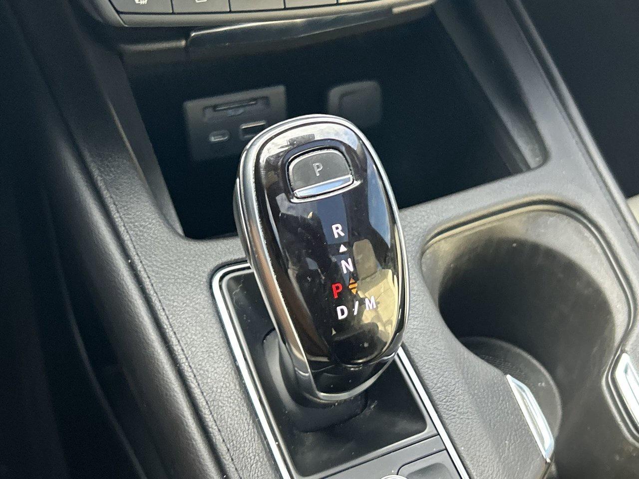 2022 Cadillac XT4 Sport BOSE Sunroof Blind-Spot 360 Degree Cam Photo