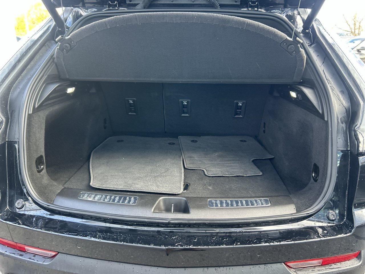 2022 Cadillac XT4 Sport BOSE Sunroof Blind-Spot 360 Degree Cam Photo