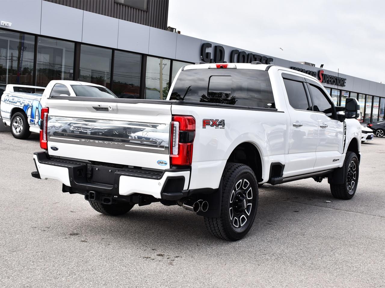 2023 Ford F-250 Platinum FX4 Super Crew 4x4 ~Pano Roof ~B&O Audio Photo