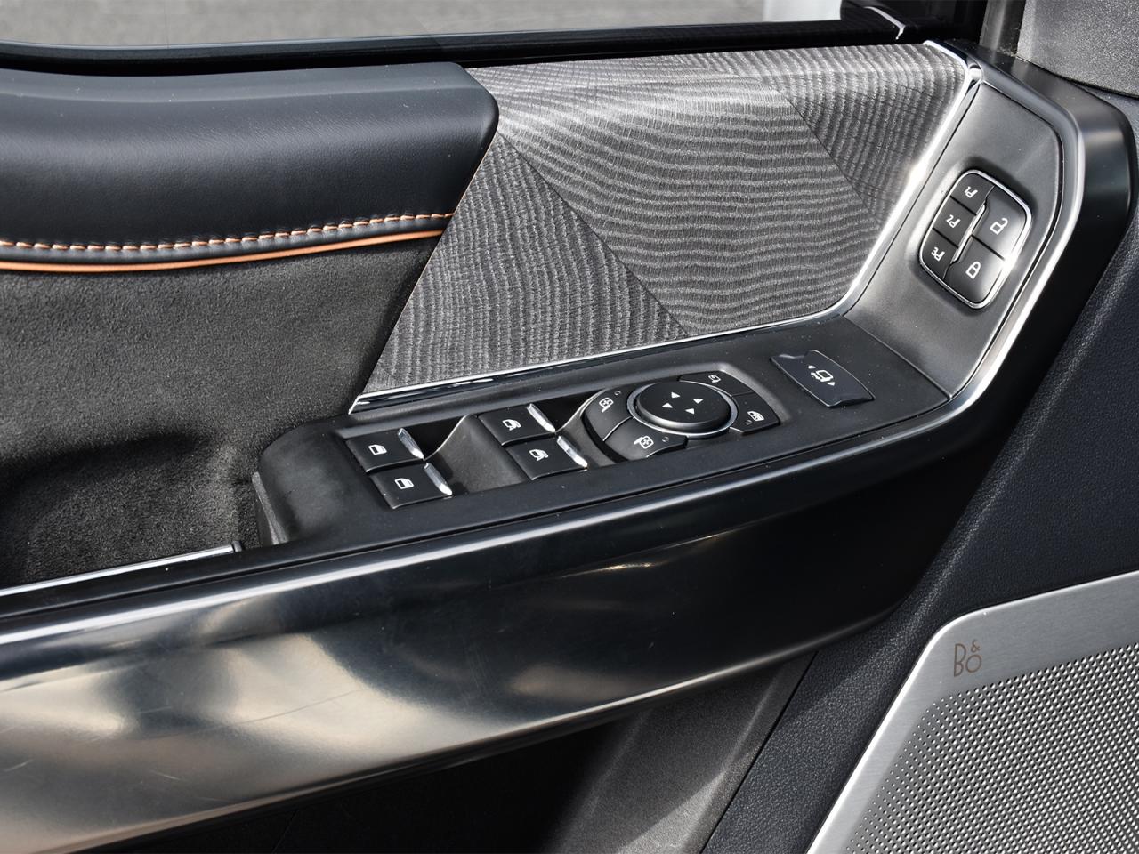 2023 Ford F-250 Platinum FX4 Super Crew 4x4 ~Pano Roof ~B&O Audio Photo