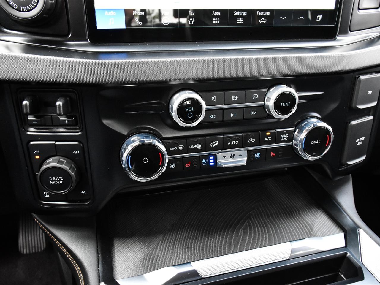 2023 Ford F-250 Platinum FX4 Super Crew 4x4 ~Pano Roof ~B&O Audio Photo