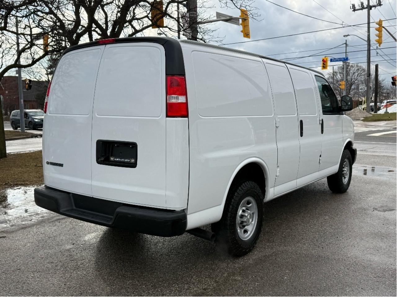 2022 Chevrolet Express 2500 135 WheelBase BackUpCam Warranty Certified Photo