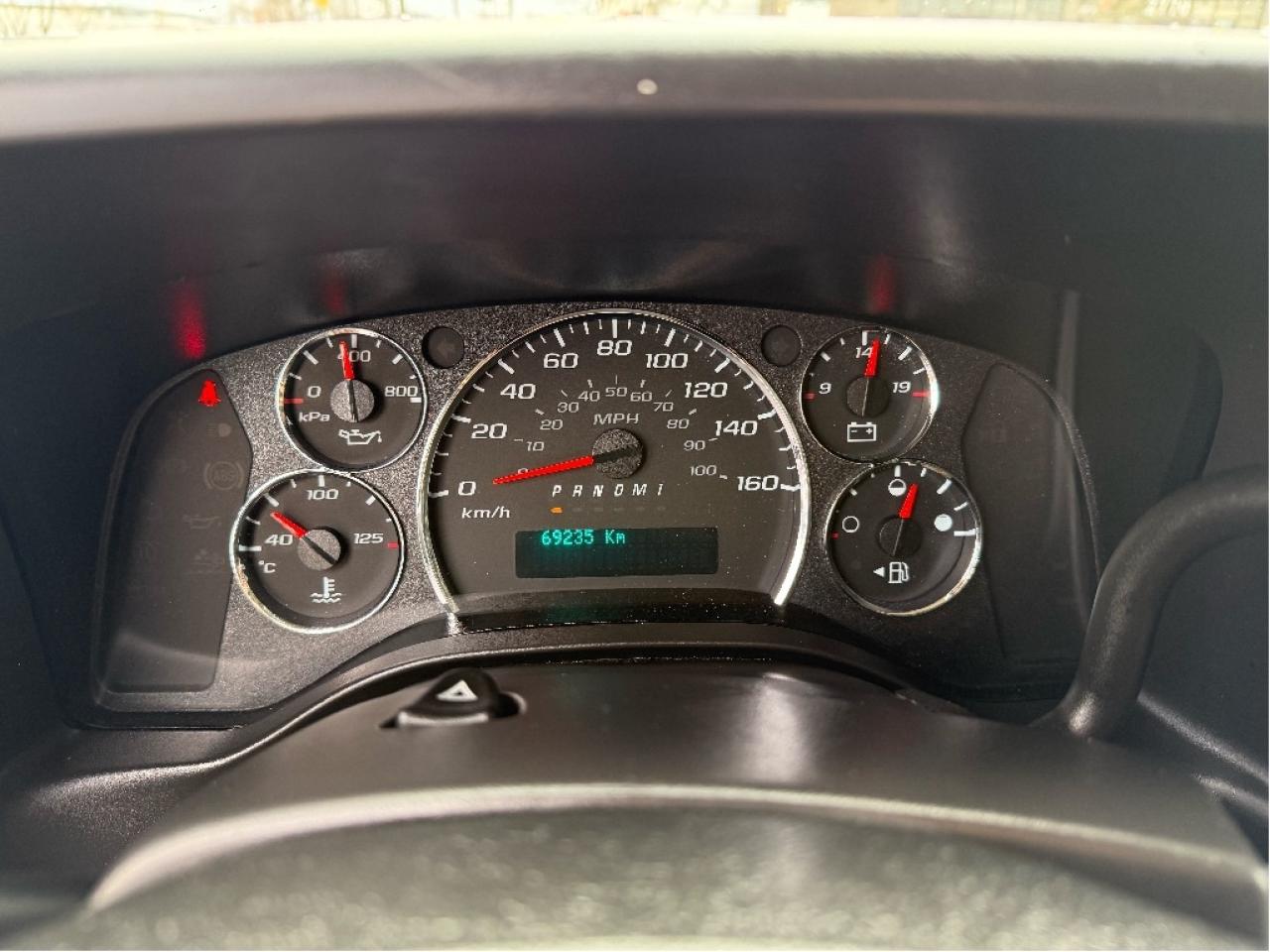 2022 Chevrolet Express 2500 135 WheelBase BackUpCam Warranty Certified Photo