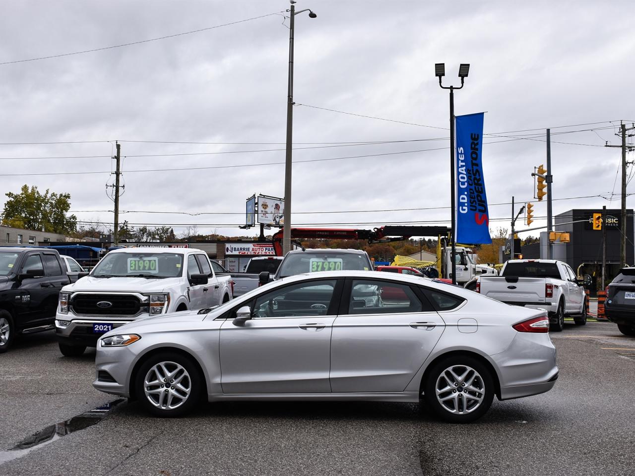 2016 Ford Fusion SE ~Power Seats ~Bluetooth ~Camera ~Alloys ~A/C Photo