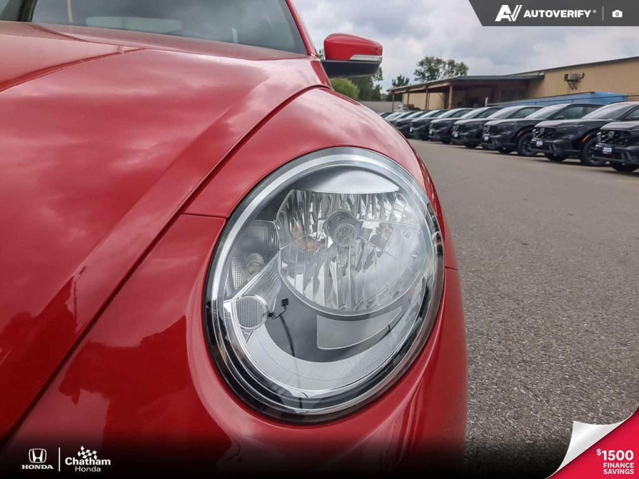 2013 Volkswagen Beetle Comfortline.  Super clean! One Owner, No Accidents Photo