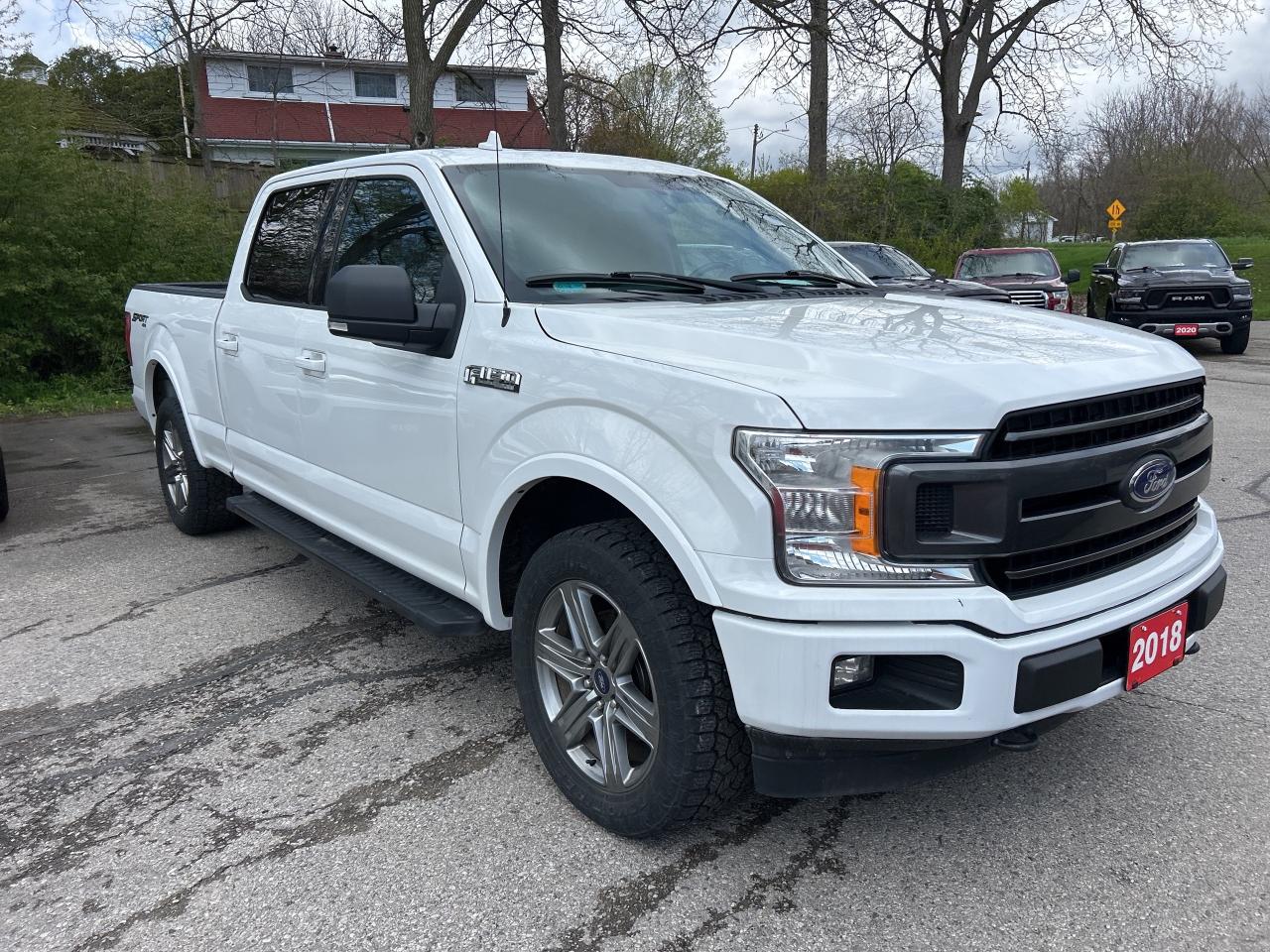 2018 Ford F-150 XLT, CLEAN CARFAX, 4X4, BACK UP CAMERA! Photo