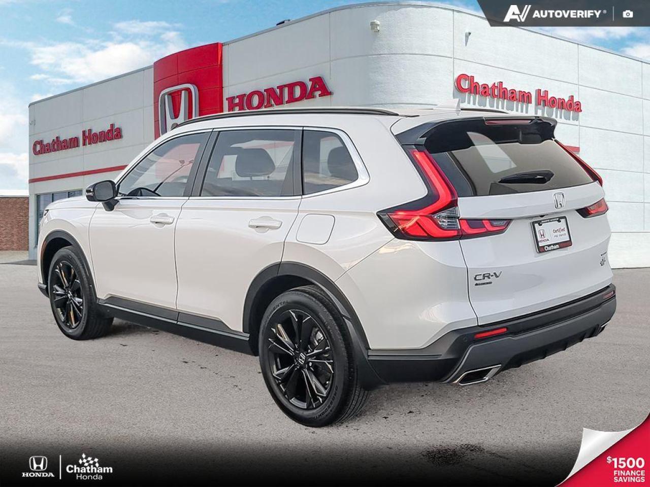 2023 Honda CR-V Touring Photo3