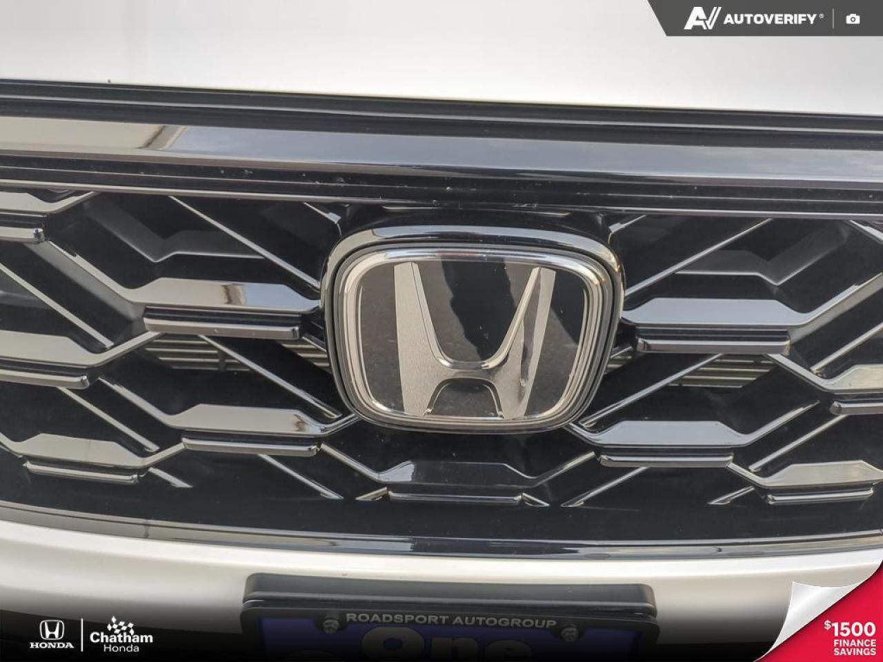 2023 Honda CR-V Touring Photo