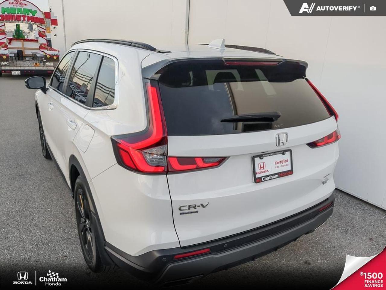 2023 Honda CR-V Touring Photo