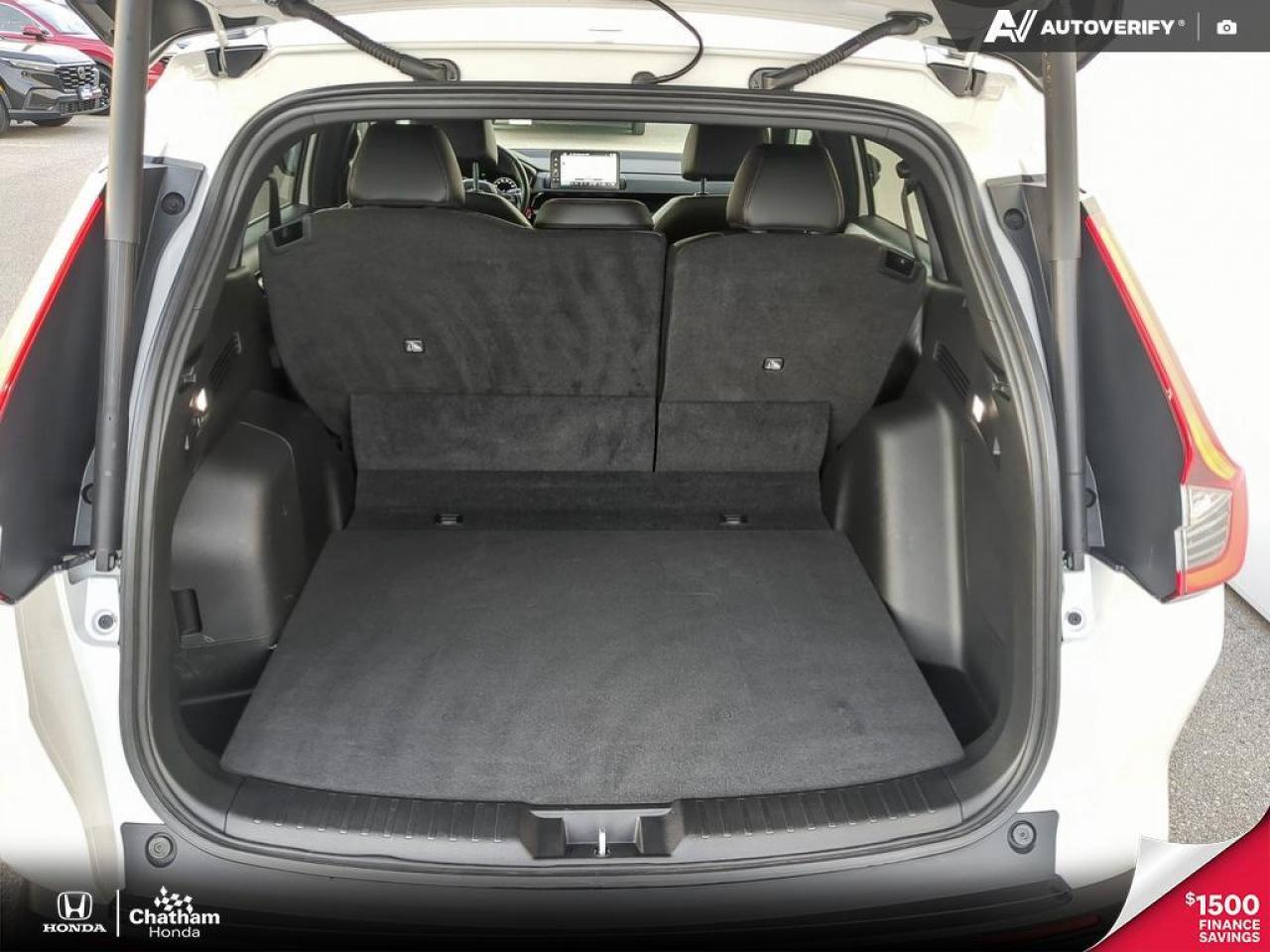 2023 Honda CR-V Touring Photo