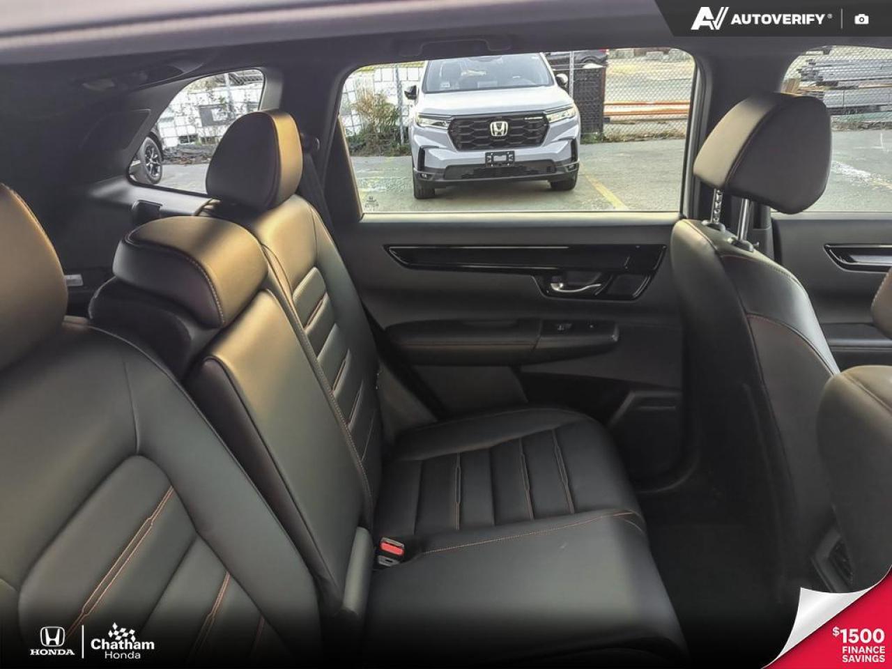 2023 Honda CR-V Touring Photo