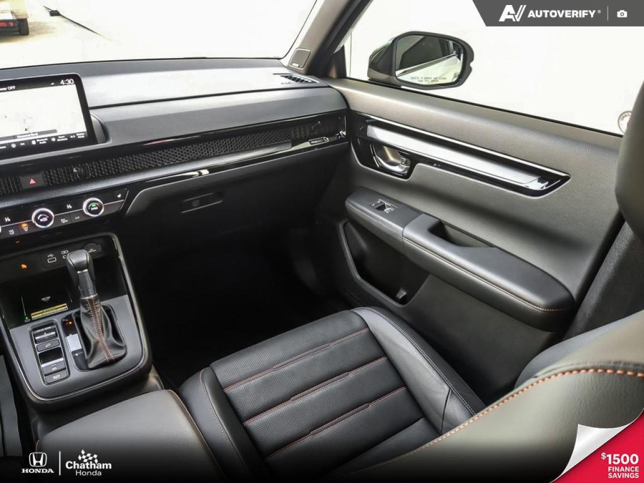 2023 Honda CR-V Touring Photo