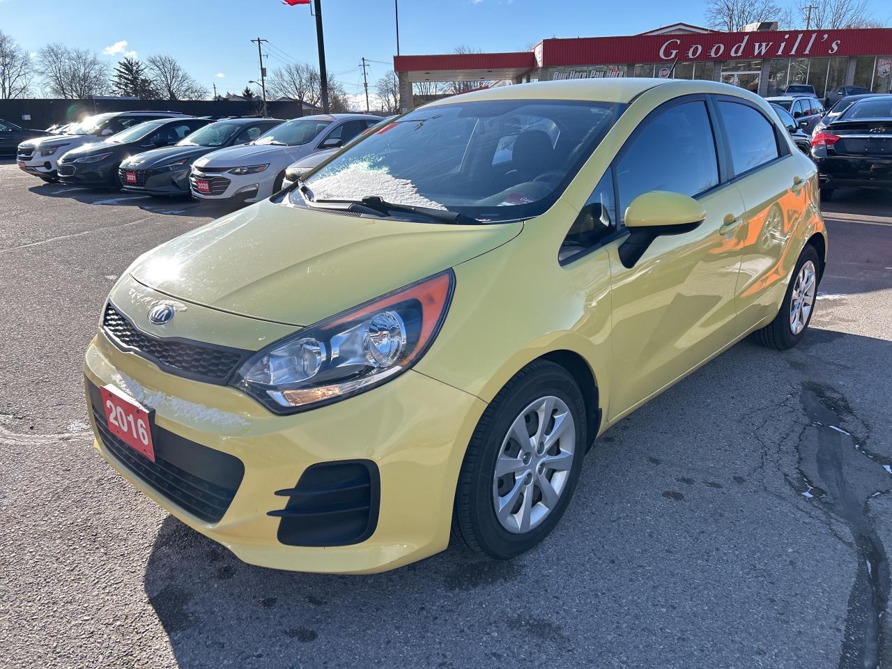 2016 Kia Rio LX, HATCH BACK, AUTOMATIC, BLUETOOTH! Photo