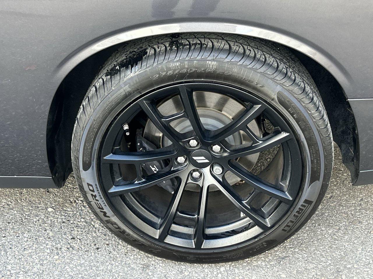 2021 Dodge Challenger Scat Pack 392 Alpine Sound MBRP Exhaust Low KMS! B Photo