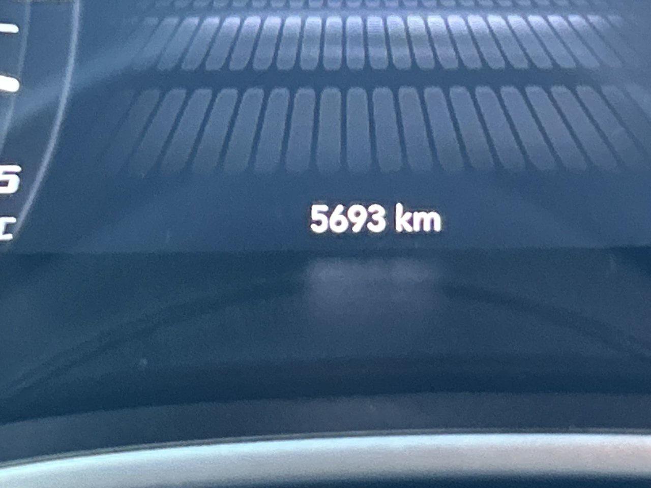 2021 Dodge Challenger Scat Pack 392 Alpine Sound MBRP Exhaust Low KMS! B Photo