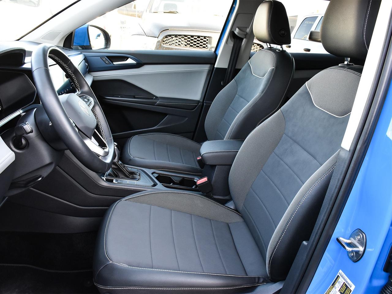 2024 Volkswagen Taos Comfortline ~Leather ~Moonroof ~Bluetooth ~Camera Photo