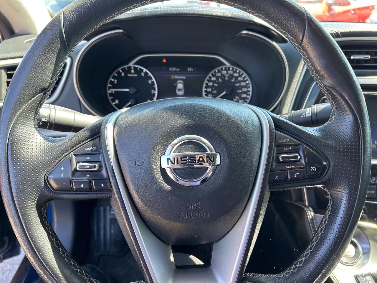 2016 Nissan Maxima SV, REMOTE START, LEATHER, BACKUP CAM, NAV! Photo