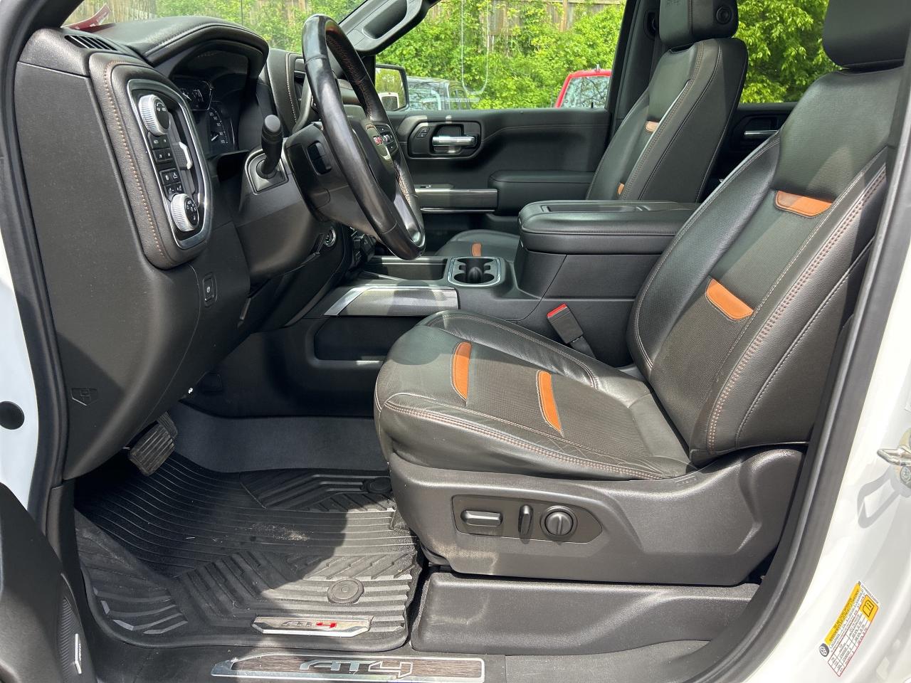 2020 GMC Sierra 1500 AT4, CLEAN CARFAX, HEATED/ COOLED LEATHER! Photo