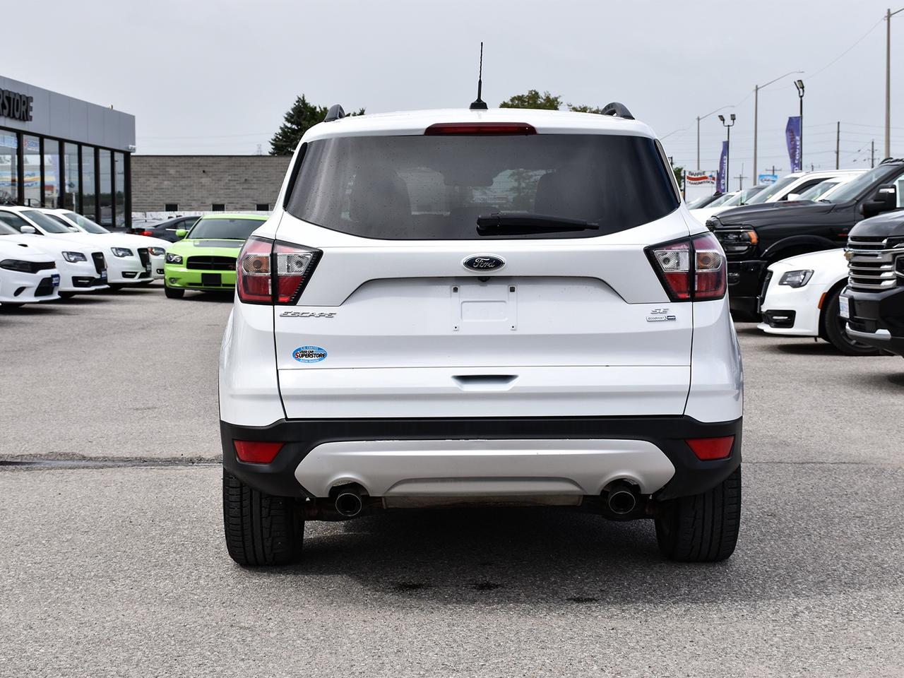 2018 Ford Escape SE 4x4 ~Heated + Power seats ~Bluetooth ~Camera Photo