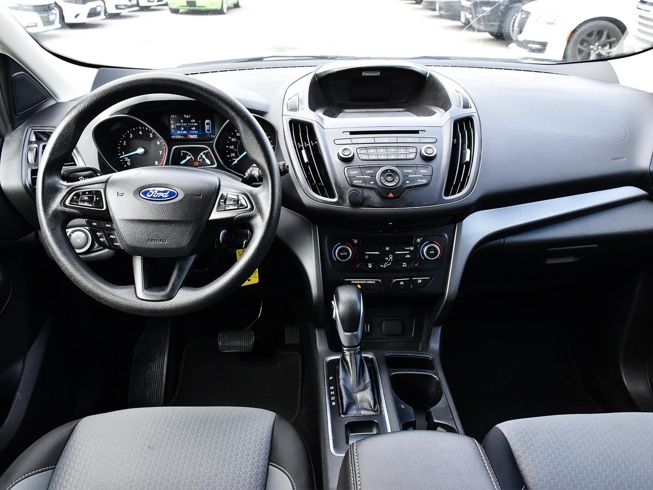 2018 Ford Escape SE 4x4 ~Heated + Power seats ~Bluetooth ~Camera Photo