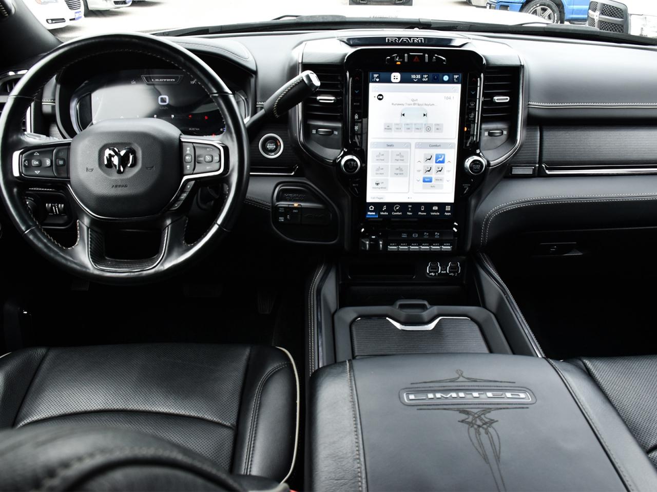 2024 RAM 2500 Limited Crew Cab 4x4 ~Nav ~Leather ~Harman/Kardon Photo