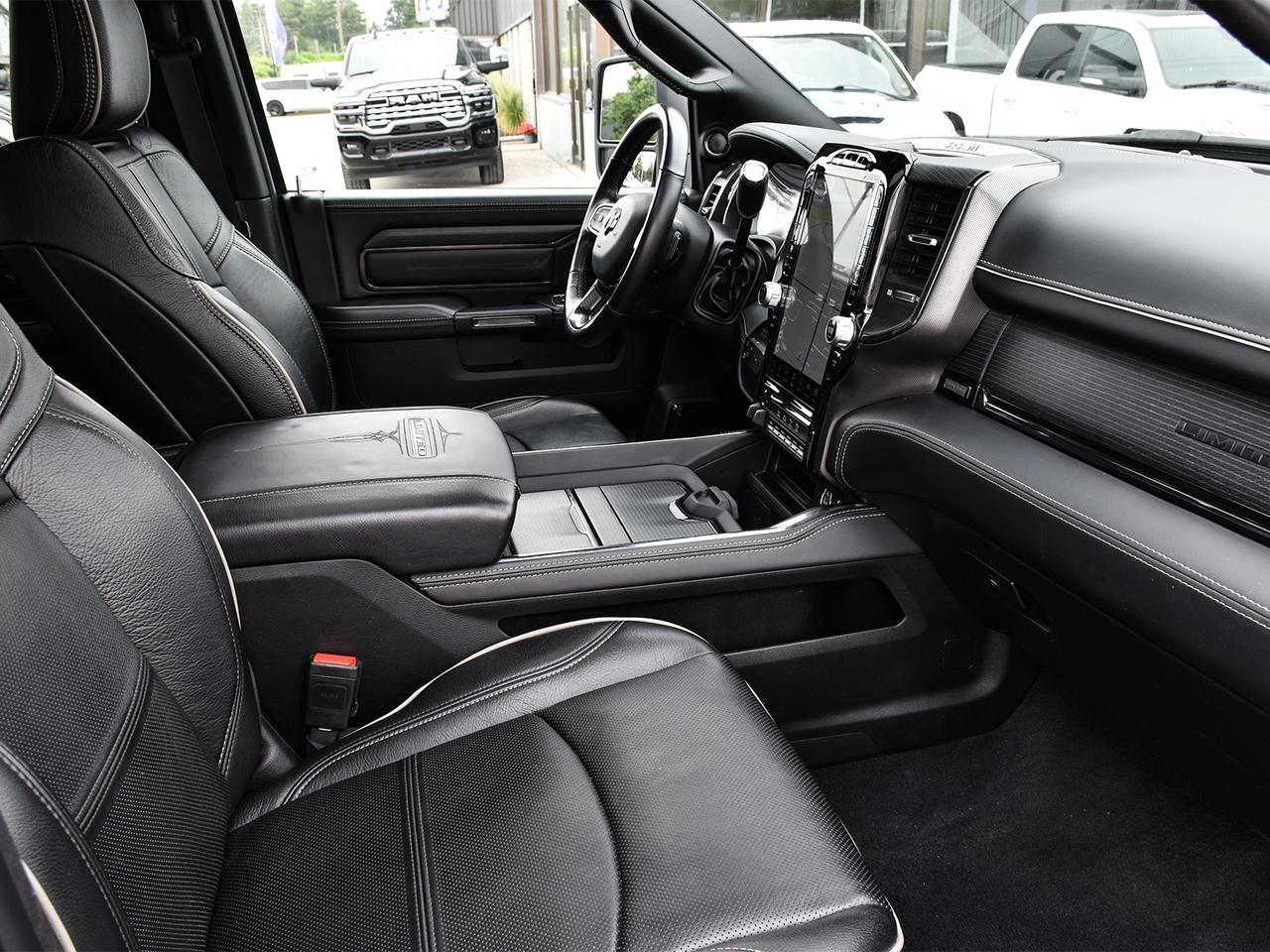 2024 RAM 2500 Limited Crew Cab 4x4 ~Nav ~Leather ~Harman/Kardon Photo