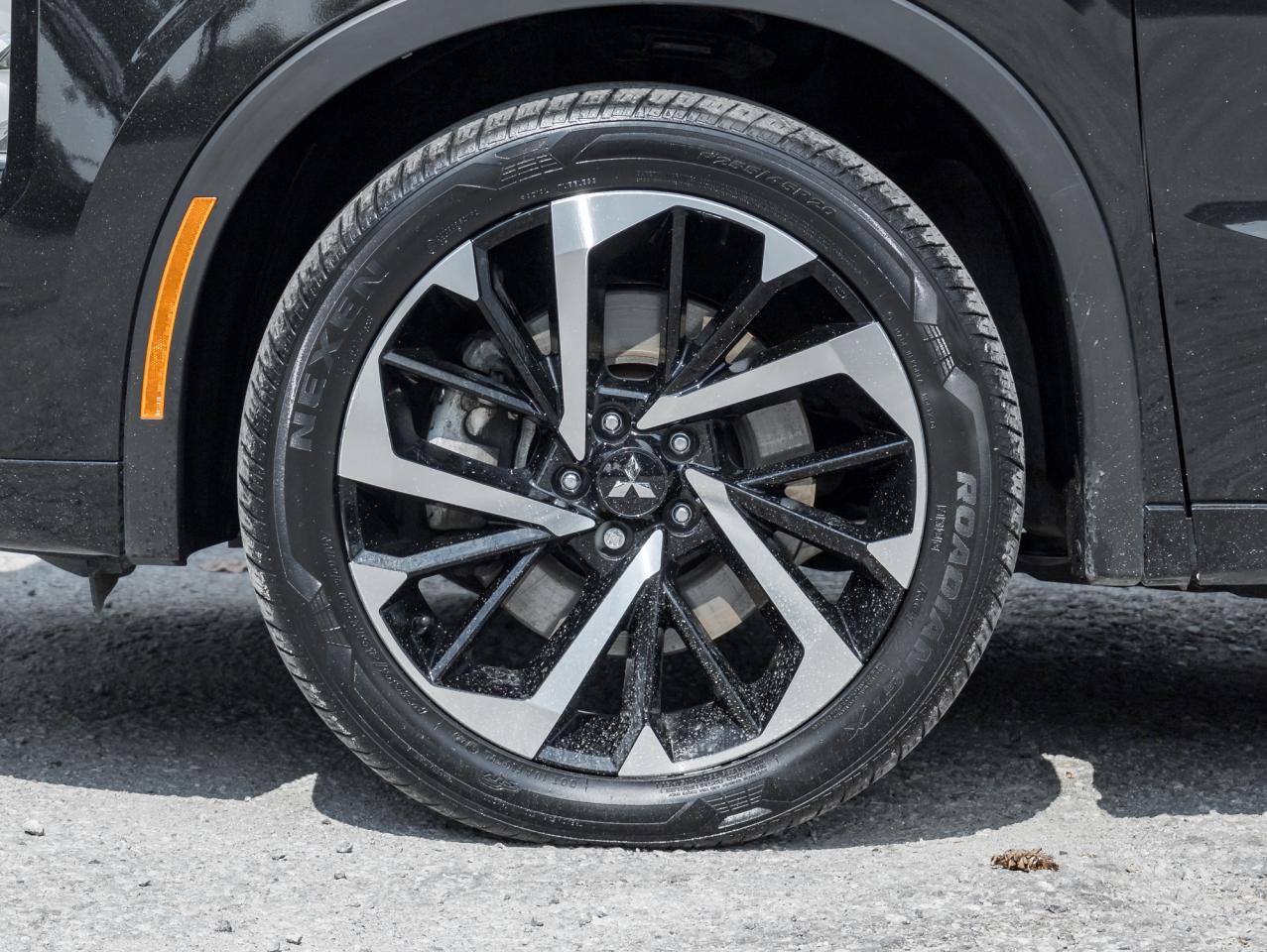 2023 Mitsubishi Outlander PHEV GT S-AWC CPO FINANCE FOR AS LOW AS 0.9% Photo3