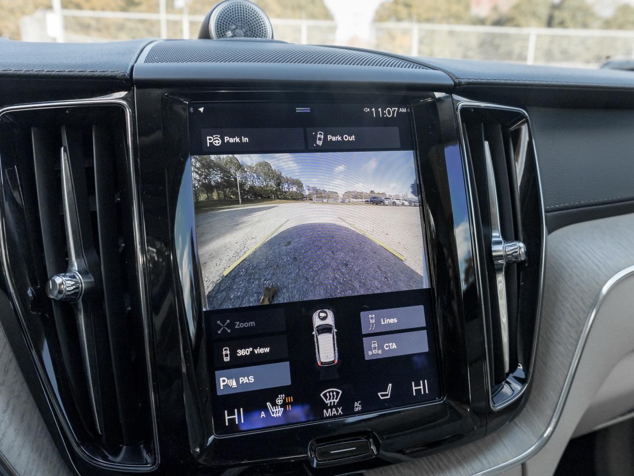 2018 Volvo XC60 T6 AWD Inscription  BOWERS & WILKINS  SAFETY CERT Photo