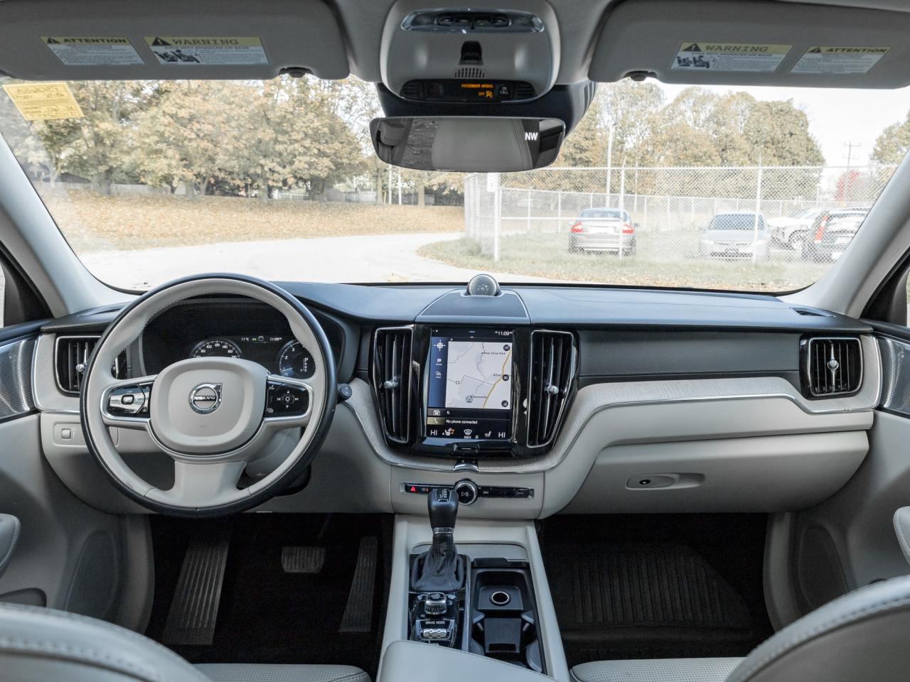 2018 Volvo XC60 T6 AWD Inscription  BOWERS & WILKINS  SAFETY CERT Photo