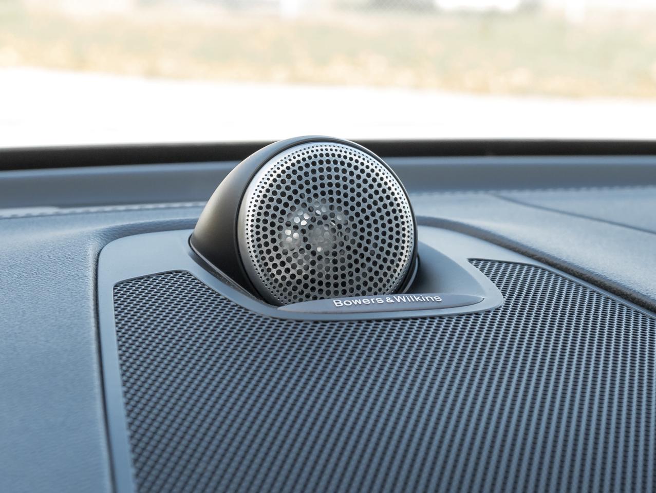 2018 Volvo XC60 T6 AWD Inscription  BOWERS & WILKINS  SAFETY CERT Photo