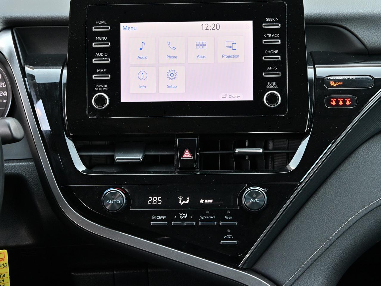 2022 Toyota Camry SE ~Leather ~Bluetooth ~Backup Camera ~Alloys Photo