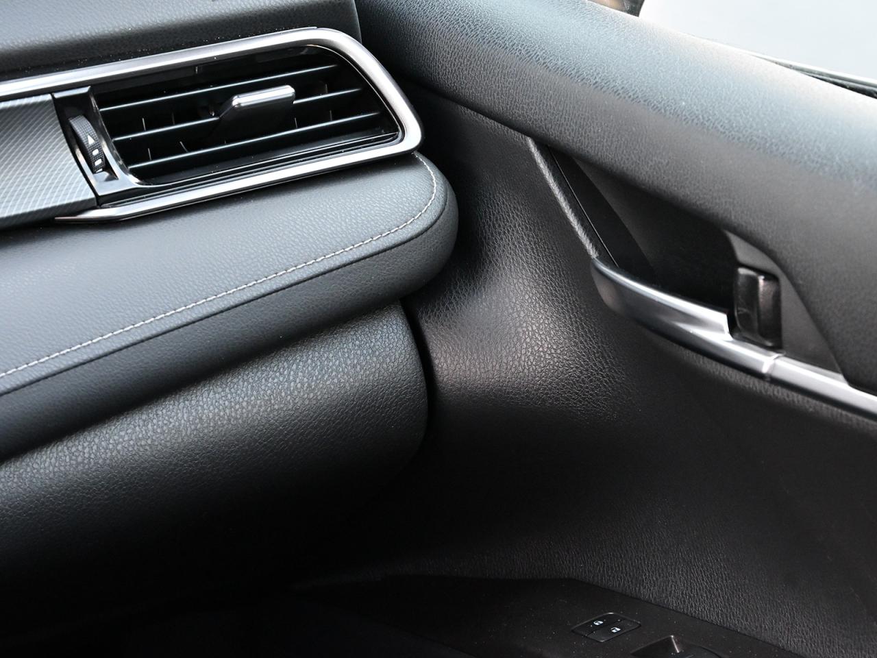 2022 Toyota Camry SE ~Leather ~Bluetooth ~Backup Camera ~Alloys Photo