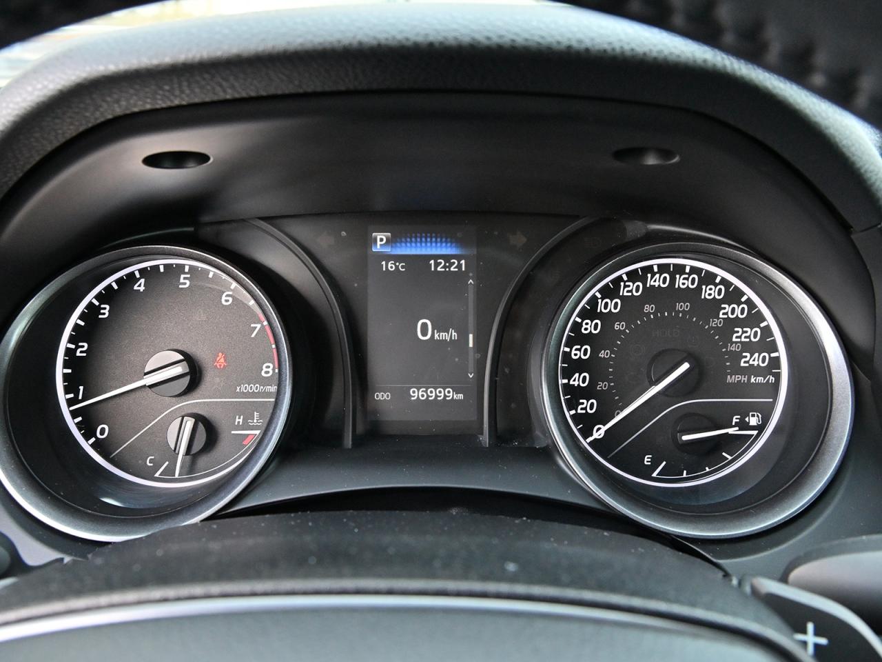 2022 Toyota Camry SE ~Leather ~Bluetooth ~Backup Camera ~Alloys Photo