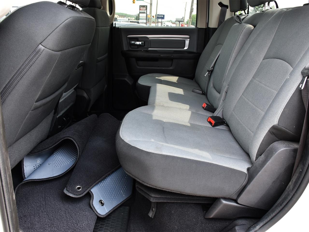 2022 RAM 1500 Classic SLT Crew Cab 4x4 ~Heated + Power Seat ~Camera Photo