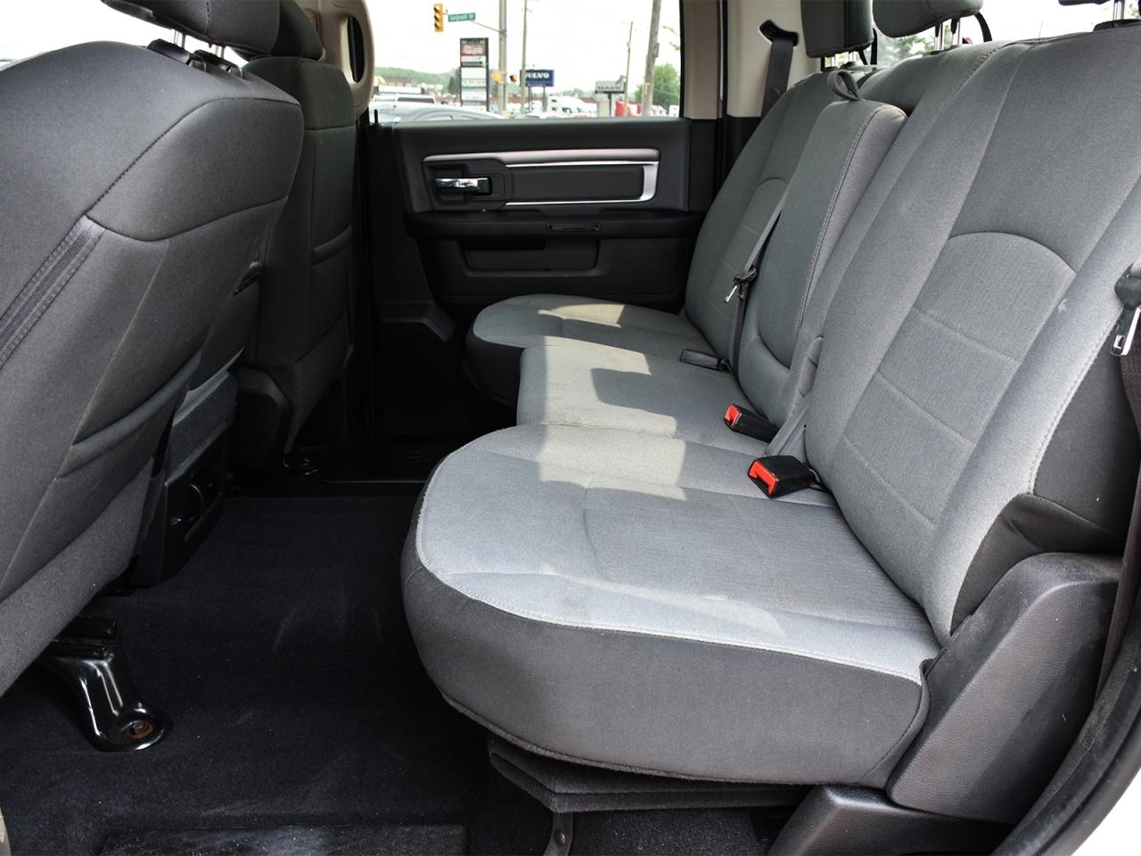 2022 RAM 1500 Classic SLT Crew Cab 4x4 ~Heated + Power Seat ~Camera Photo