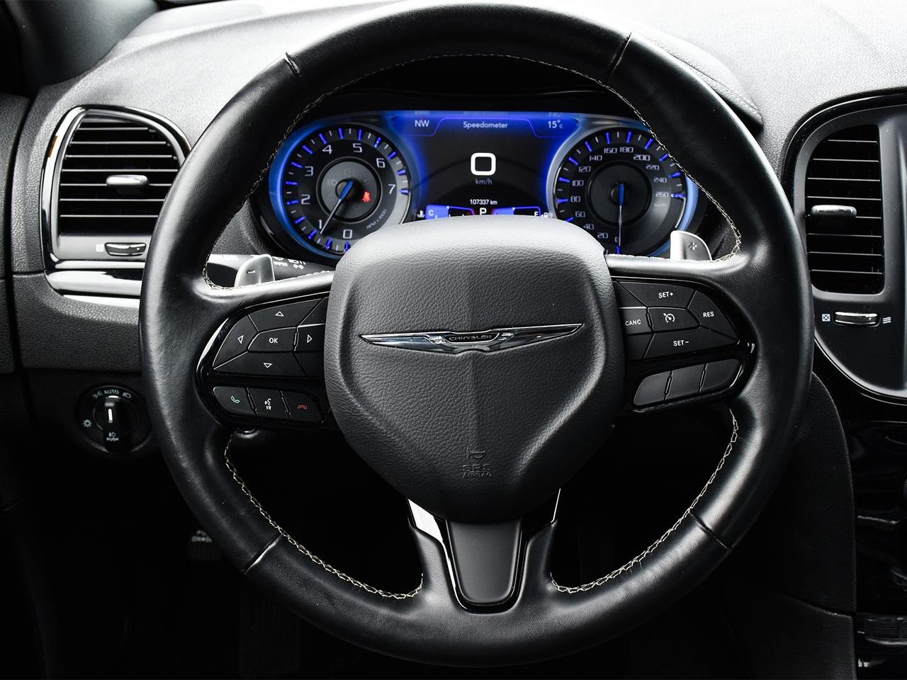 2022 Chrysler 300 S ~Nav ~Camera ~Leather ~Panoramic Roof ~Bluetooth Photo