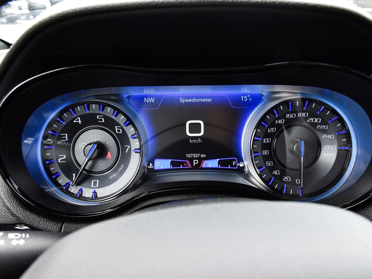 2022 Chrysler 300 S ~Nav ~Camera ~Leather ~Panoramic Roof ~Bluetooth Photo