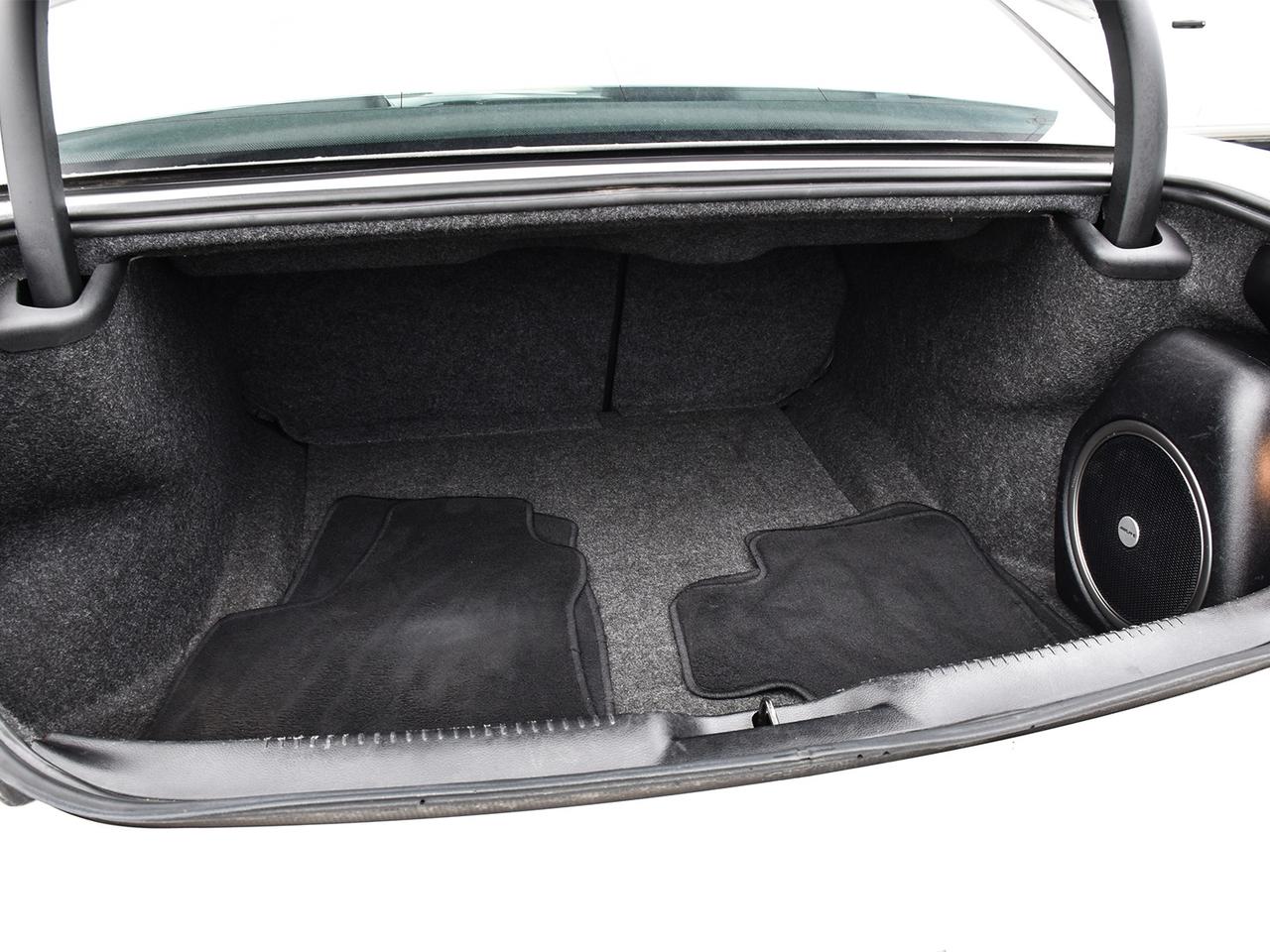 2022 Chrysler 300 S ~Nav ~Camera ~Leather ~Panoramic Roof ~Bluetooth Photo