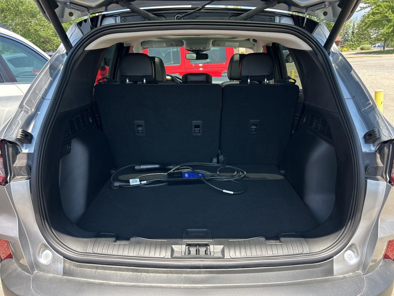 2024 Ford Escape PHEV, CLEAN CARFAX, SUNROOF, REMOTE START, LEATHER Photo