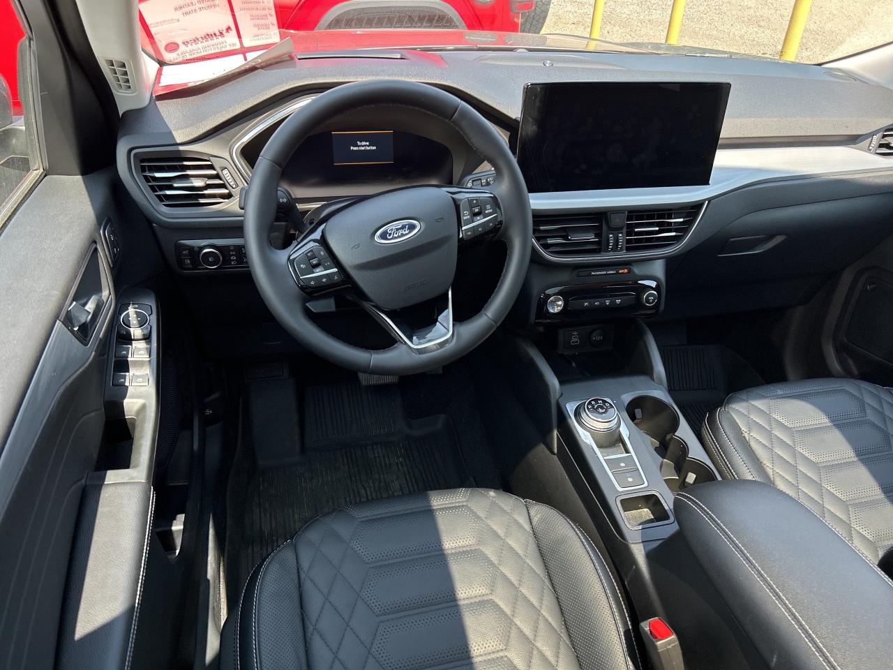 2024 Ford Escape PHEV, CLEAN CARFAX, SUNROOF, REMOTE START, LEATHER Photo