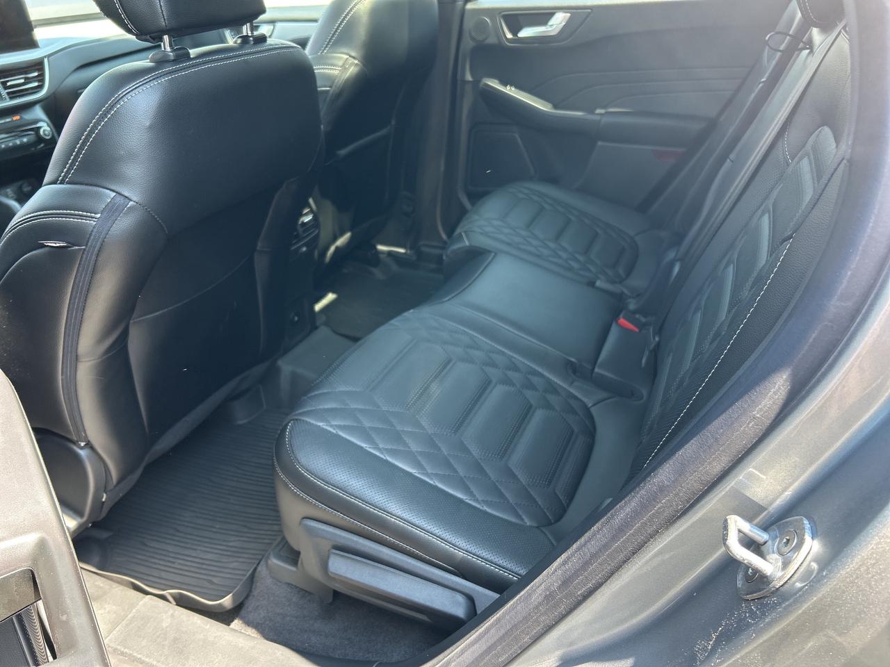 2024 Ford Escape PHEV, CLEAN CARFAX, SUNROOF, REMOTE START, LEATHER Photo